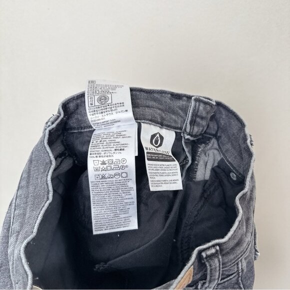 Levi's Womens Size 25 High Waisted Mom Jeans - Picture 11 of 16